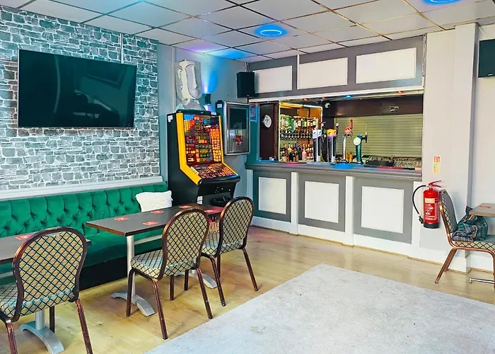 The J & S Hotel